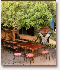 Cafe-Restaurant-Pizzeria Dakar,Erfoud . Website Design and Photography by Gomarnad Maroc